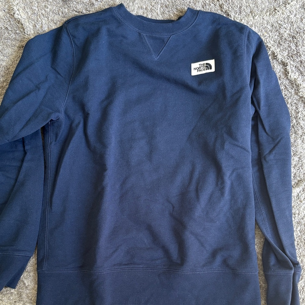 The North Face women’s Blue Crewneck Sweater